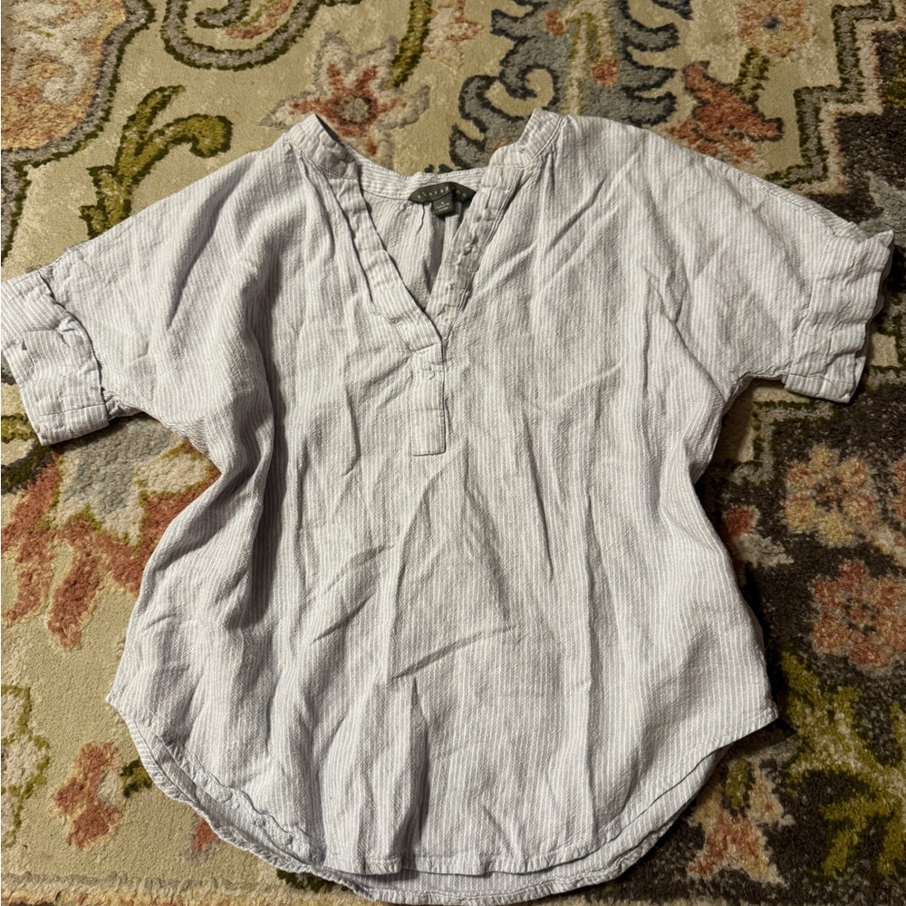 Sharagano Light Gray Textured Blouse